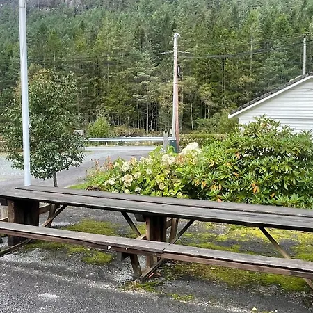 Camp Vertshus Songesand