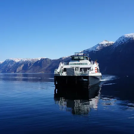 Camp Кемпинг *